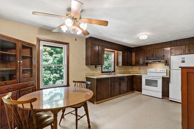 39 Grant Street, Attleboro, MA 02703