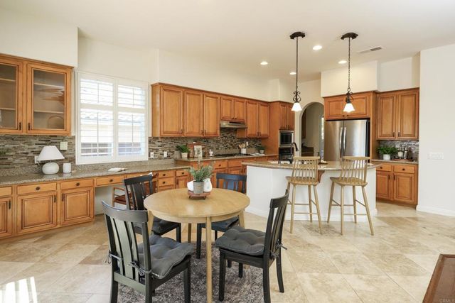 2472 crooked trail, Chula Vista, CA 91914