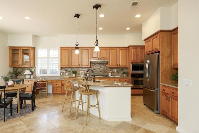 2472 crooked trail, Chula Vista, CA 91914