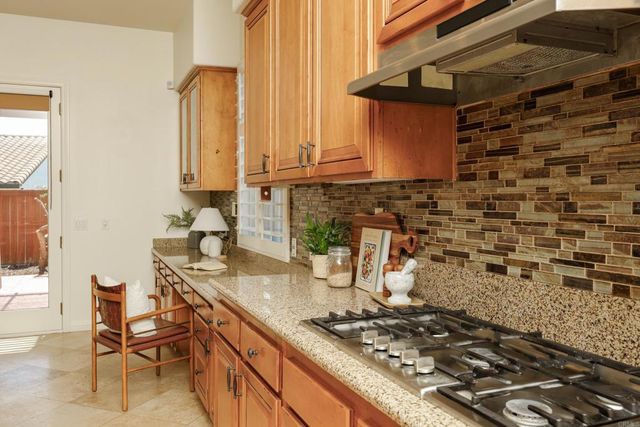 2472 crooked trail, Chula Vista, CA 91914