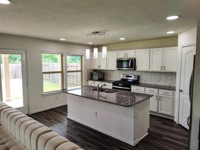 4951 Gazelle Leap Lane, Richmond, TX 77406