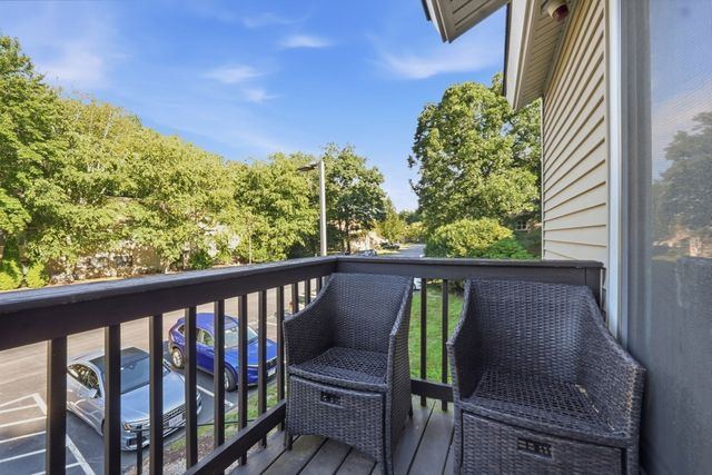 17 Thayer Pond Dr. 17-5, Oxford, MA 01537