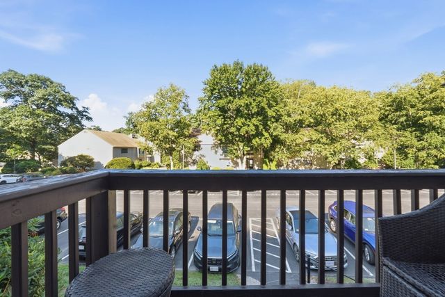 17 Thayer Pond Dr. 17-5, Oxford, MA 01537