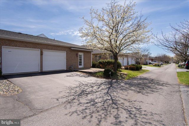 1845 MERIDIAN DR, Hagerstown, MD 21742