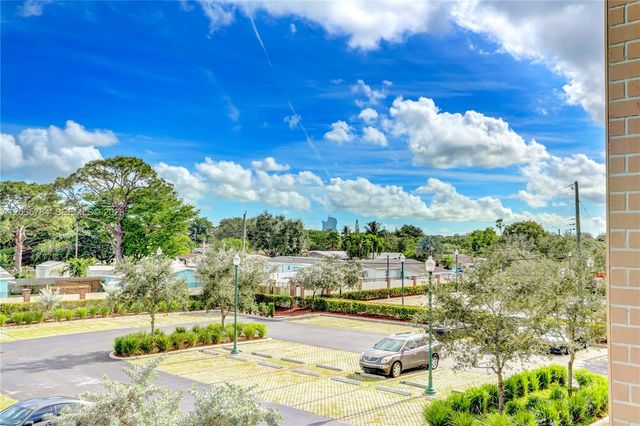 4100 Davie Road 205, Davie, FL 33314