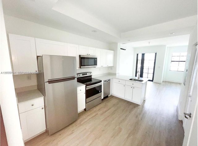 4100 Davie Road 205, Davie, FL 33314