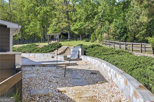 232 Waters Lake Drive, Woodstock, GA 30188