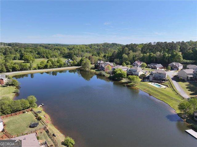 232 Waters Lake Drive, Woodstock, GA 30188