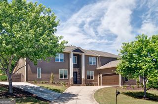 232 Waters Lake Drive, Woodstock, GA 30188