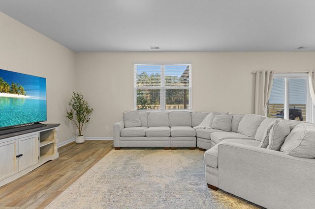 109 Sweet Cherry Lane, Summerville, SC 29486