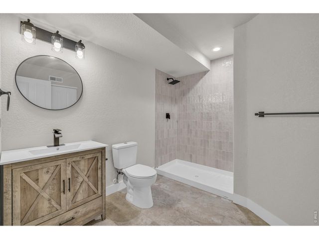 858 Dutton Ct, Castle Rock, CO 80104