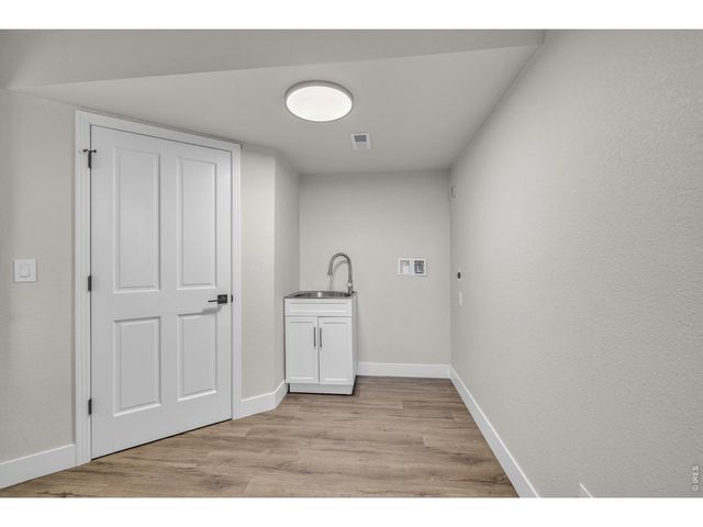 858 Dutton Ct, Castle Rock, CO 80104