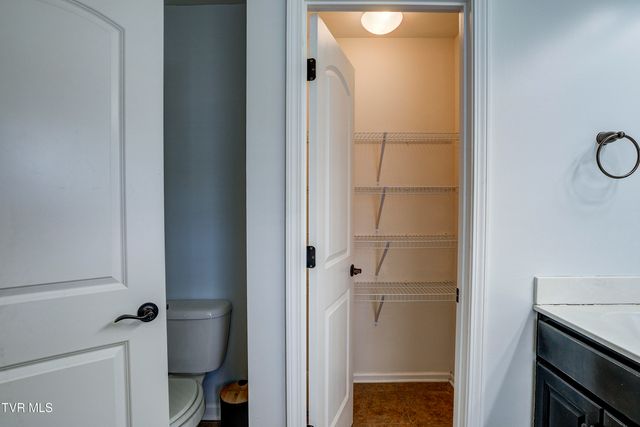 656 Suffolk Road, Johnson City, TN 37615