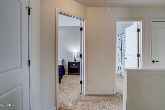 656 Suffolk Road, Johnson City, TN 37615