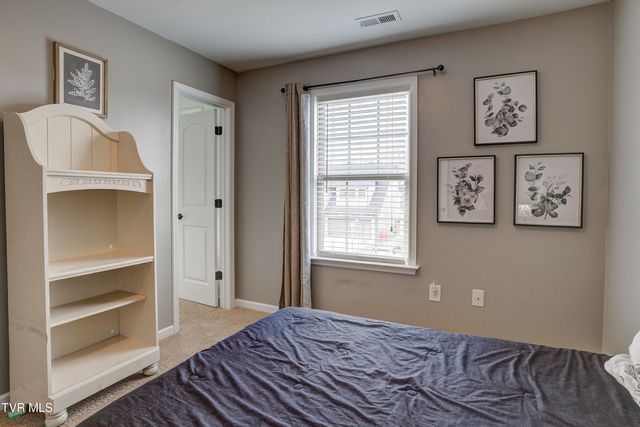 656 Suffolk Road, Johnson City, TN 37615