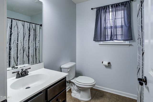 656 Suffolk Road, Johnson City, TN 37615