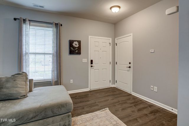 656 Suffolk Road, Johnson City, TN 37615