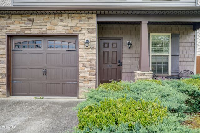 656 Suffolk Road, Johnson City, TN 37615