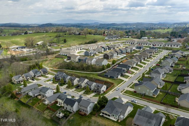 656 Suffolk Road, Johnson City, TN 37615