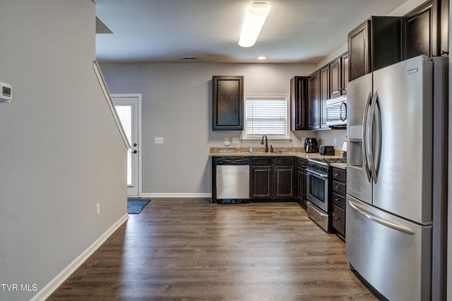 656 Suffolk Road, Johnson City, TN 37615