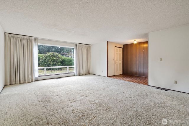 31509 42nd Avenue SW, Federal Way, WA 98023