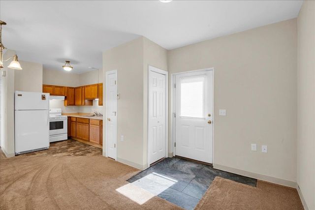 1 Atrium Way Unit 103, Milton, VT 05468