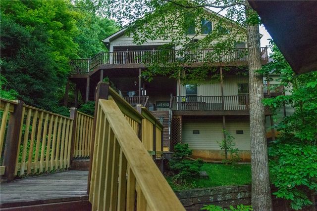 932 Bay Ridge Drive, Salem, SC 29676