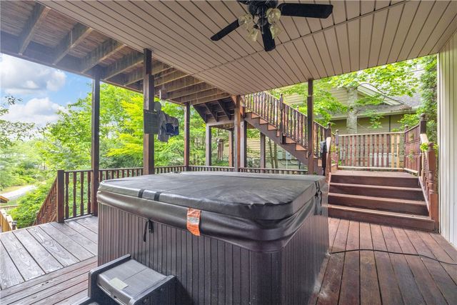 932 Bay Ridge Drive, Salem, SC 29676