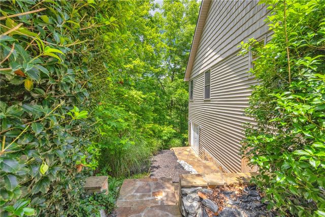 932 Bay Ridge Drive, Salem, SC 29676