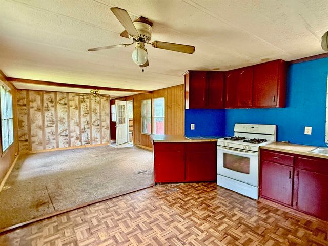 384 Stove Pipe City Road, Panton, VT 05491