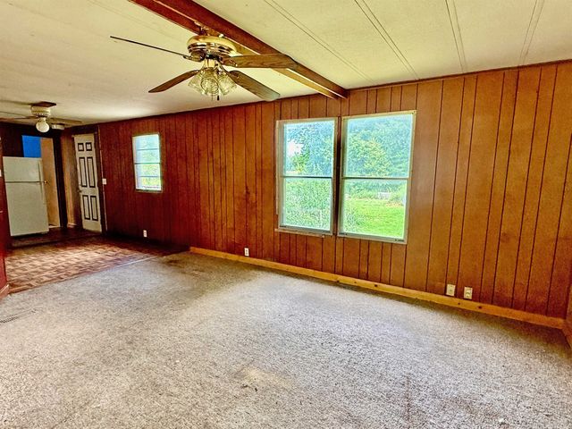 384 Stove Pipe City Road, Panton, VT 05491