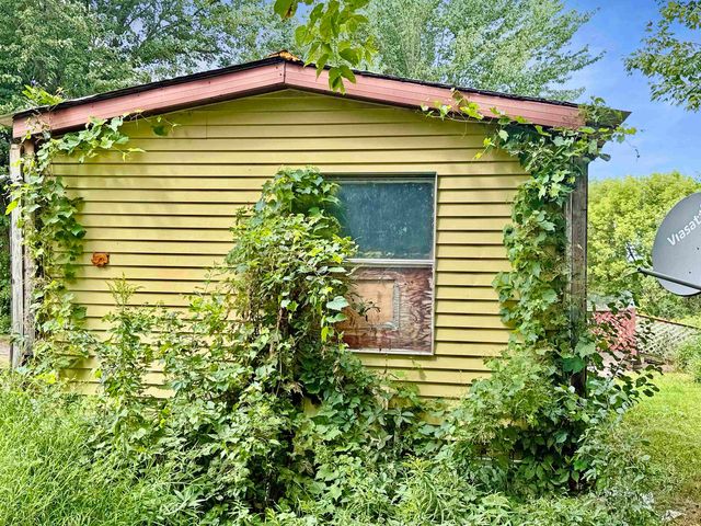 384 Stove Pipe City Road, Panton, VT 05491