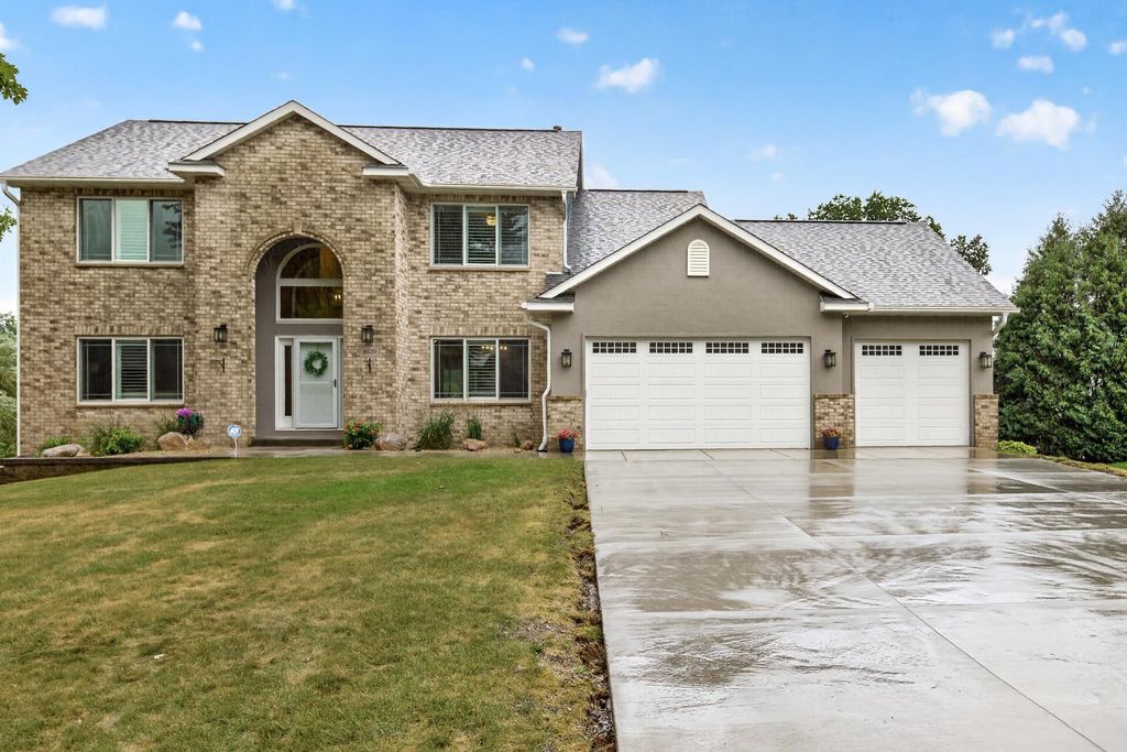 8939 Heatherton Ridge Drive, Savage, MN 55378 — photo 2