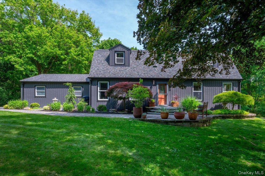 13 Jacks Pond Road, Newburgh, NY 12550
