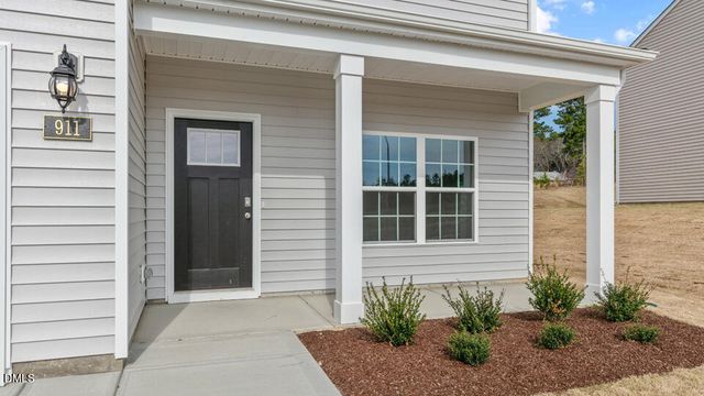 39 Tiger Eye Drive, Clayton, NC 27520