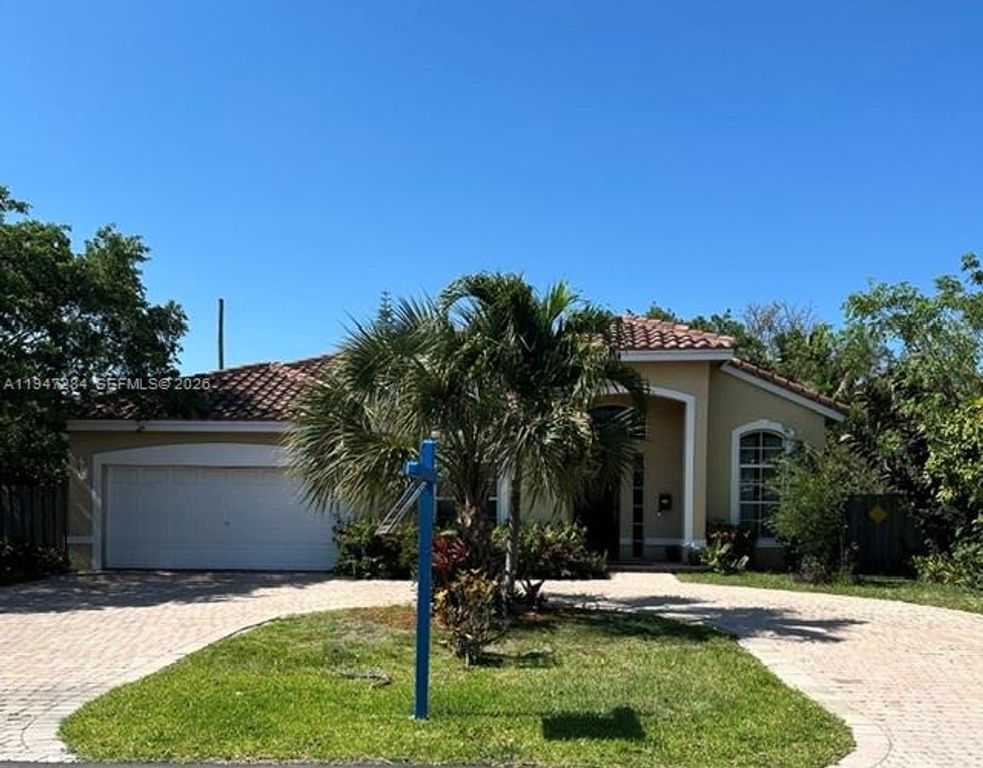 2501 NE 22nd Street, Pompano Beach, FL 33062