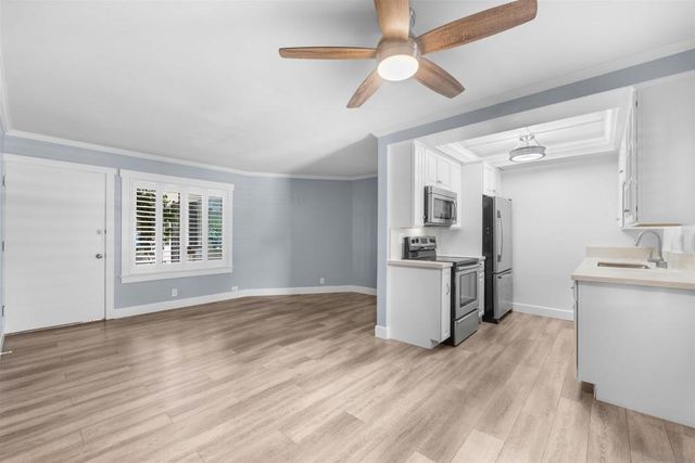 1740 Roosevelt APT B, San Diego, CA 92109