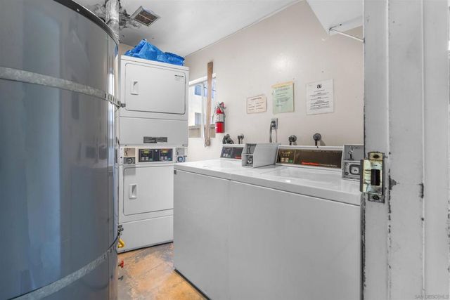 1740 Roosevelt APT B, San Diego, CA 92109