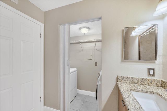 9481 HIGHLAND OAK DRIVE 1112, Tampa, FL 33647