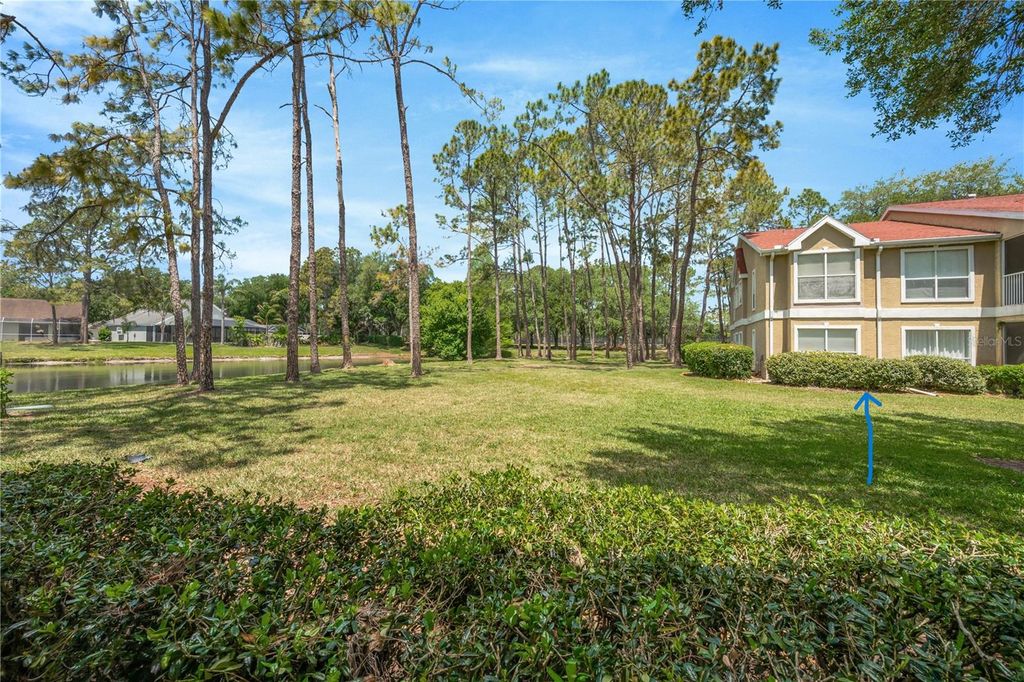 Image 3 of property listing at 9481 HIGHLAND OAK DRIVE 1112, Tampa, FL 33647