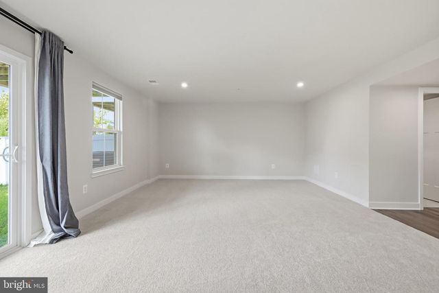 8004 QUAIL RISE LN, Laurel, MD 20723