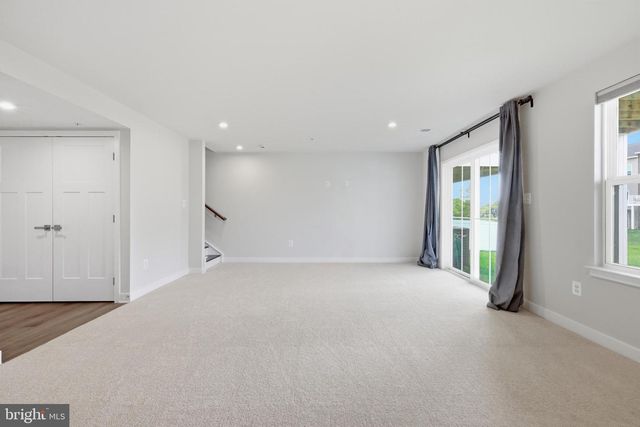 8004 QUAIL RISE LN, Laurel, MD 20723