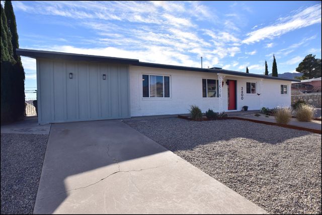 3600 VOLCANIC Avenue, El Paso, TX 79904