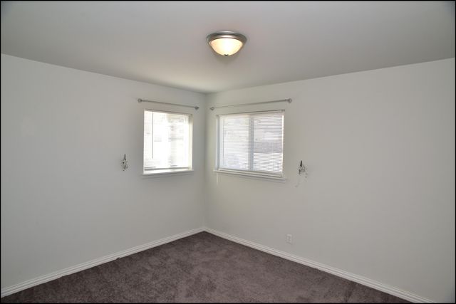 3600 VOLCANIC Avenue, El Paso, TX 79904