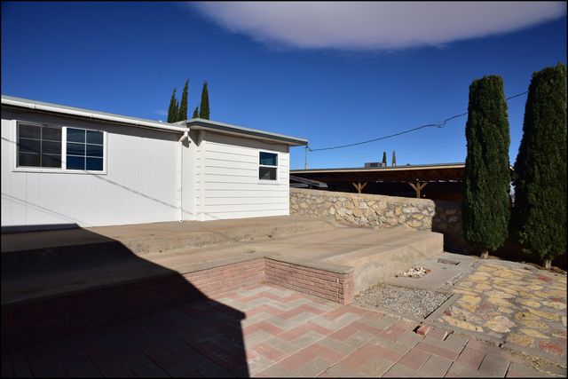 3600 VOLCANIC Avenue, El Paso, TX 79904