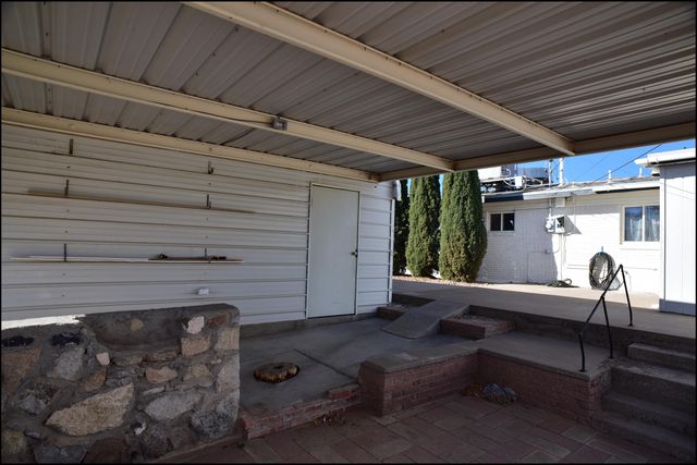 3600 VOLCANIC Avenue, El Paso, TX 79904