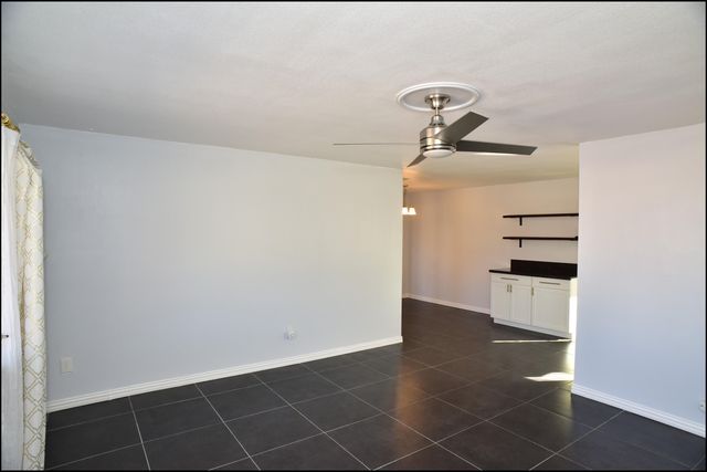 3600 VOLCANIC Avenue, El Paso, TX 79904