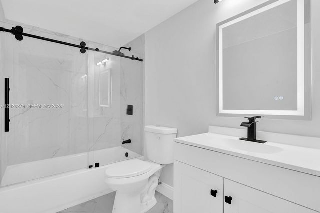 6135 NW 186th Street 202, Hialeah, FL 33015