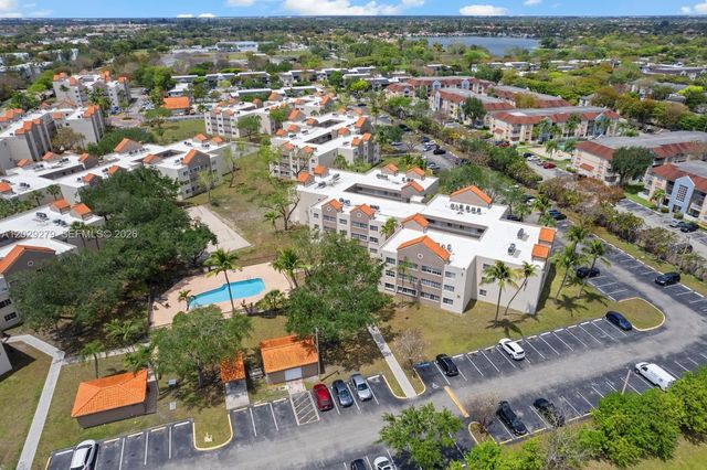 6135 NW 186th Street 202, Hialeah, FL 33015