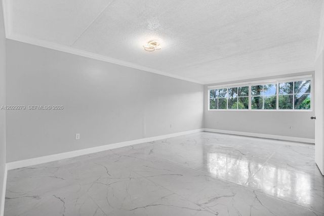 6135 NW 186th Street 202, Hialeah, FL 33015
